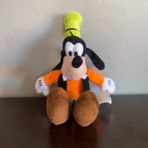 Disney Goofy Beanie Plush